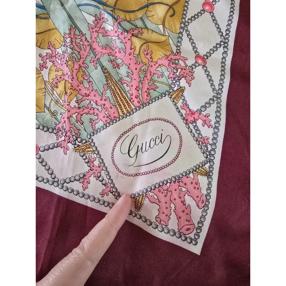 Gucci Vintage Silk Square Scarf Pesci Sea Life Fish - Flaw Color Bleeding 33